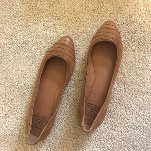 Lucky Brand Tan Flats